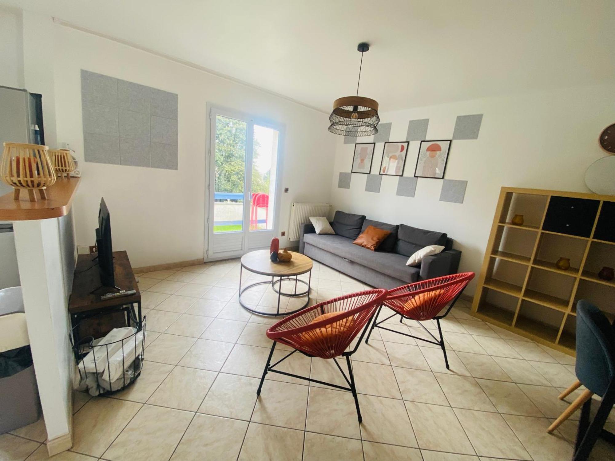 Vakantiehuis Maison Calme Et Spacieuse Pas De Fete